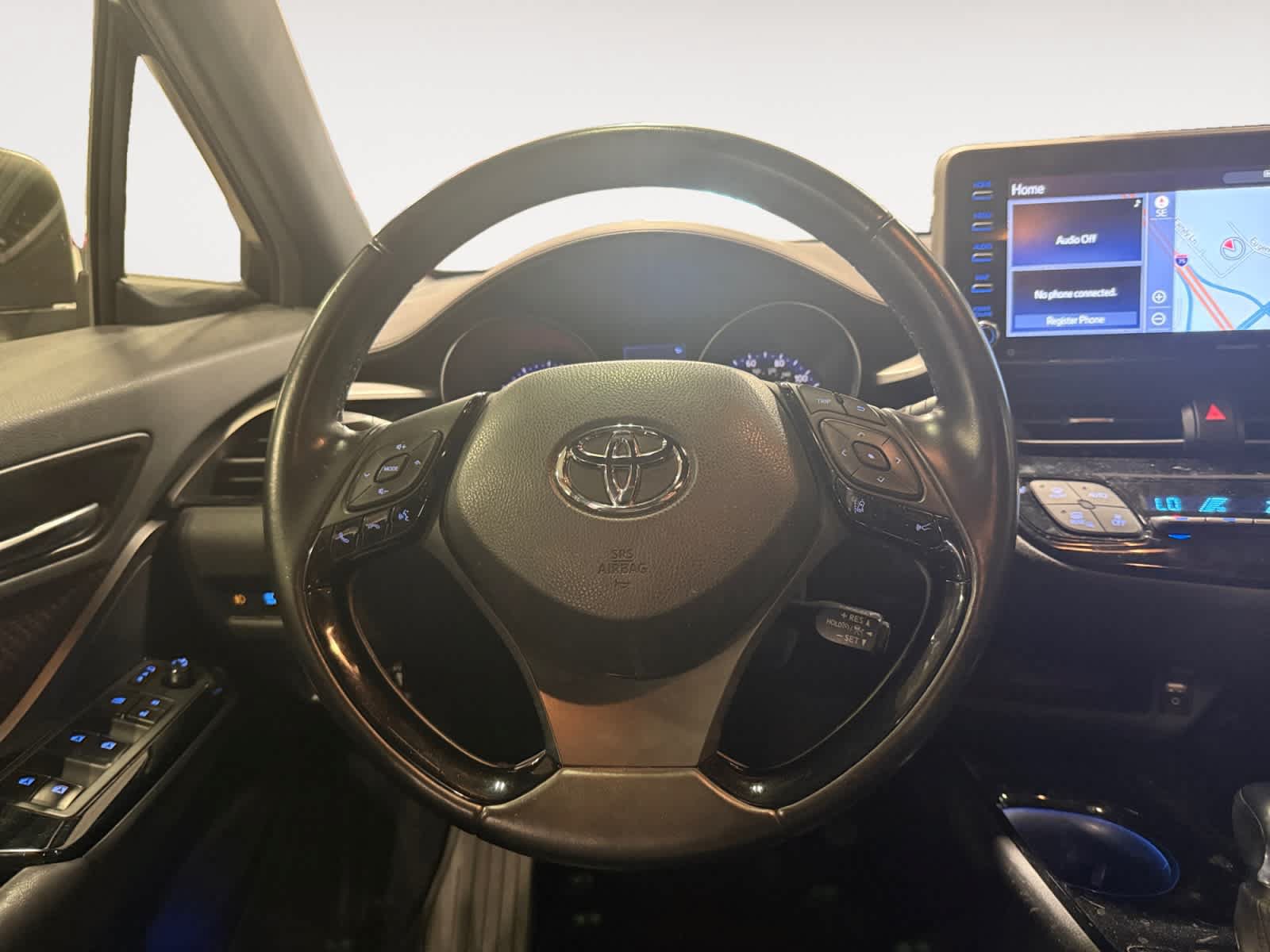 Used 2019 Toyota C-HR Limited FWD image 13