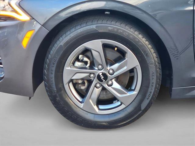 Used 2023 Kia K5 LXS image 23