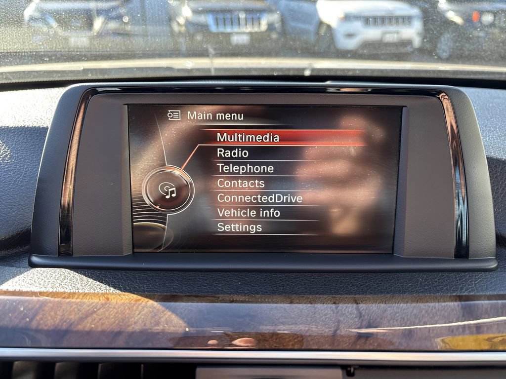 Used 2016 BMW 320i xDrive Sedan image 19