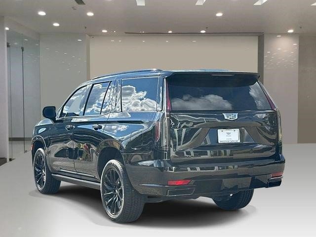 Certified 2024 Cadillac Escalade Sport Platinum w/ LPO, ONYX Package AWD/4WD image 3