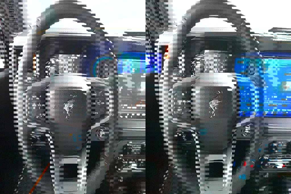 Used 2024 Ford Bronco Badlands w/ Sasquatch Package image 11