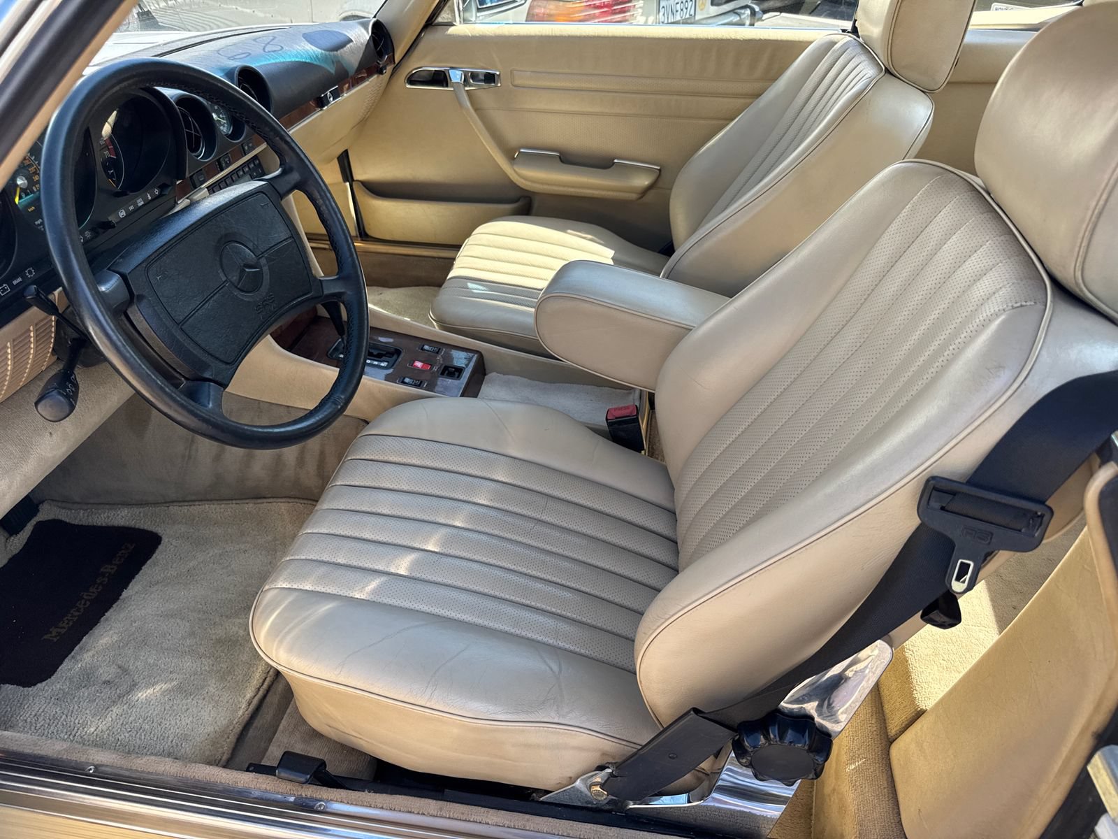 Used 1989 Mercedes-Benz 560 SL image 14