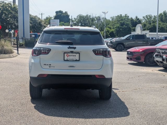 New 2026 Jeep Compass Latitude AWD/4WD image 4