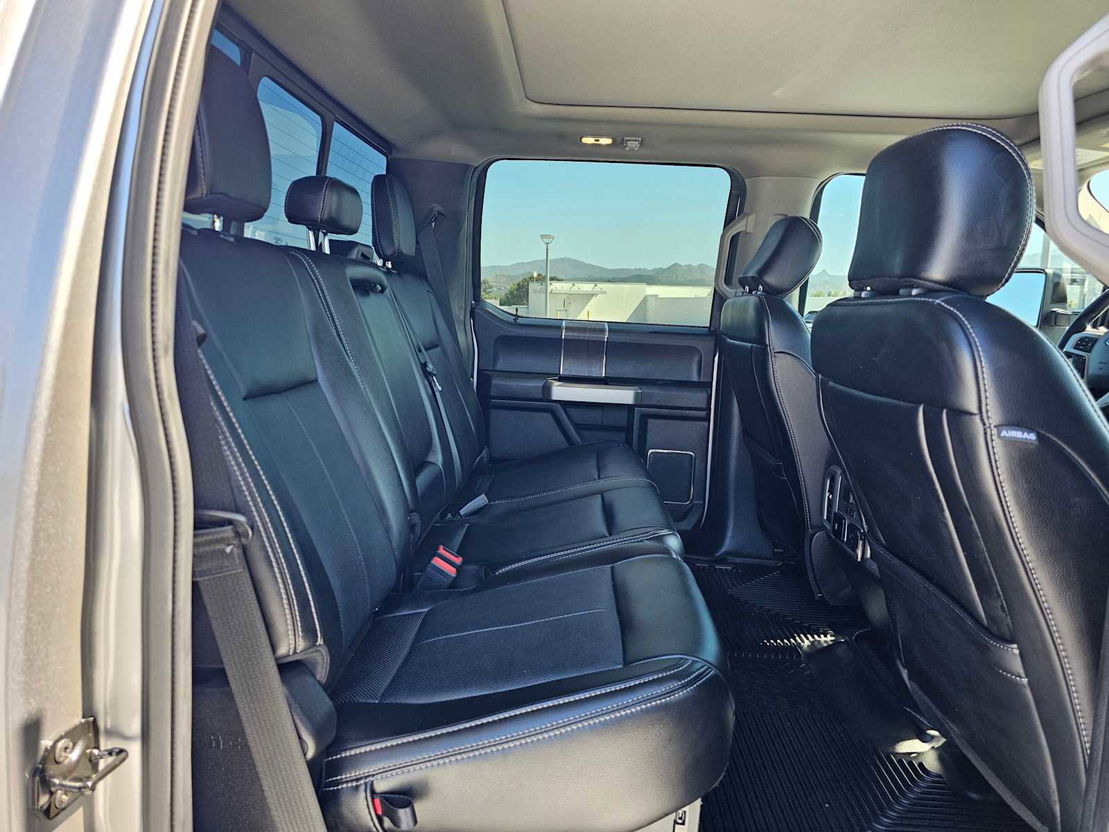 Used 2021 Ford F250 Lariat image 12