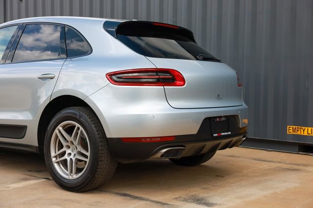 Used 2017 Porsche Macan AWD/4WD image 47