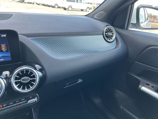 Used 2024 Mercedes-Benz GLA 250 4MATIC image 4