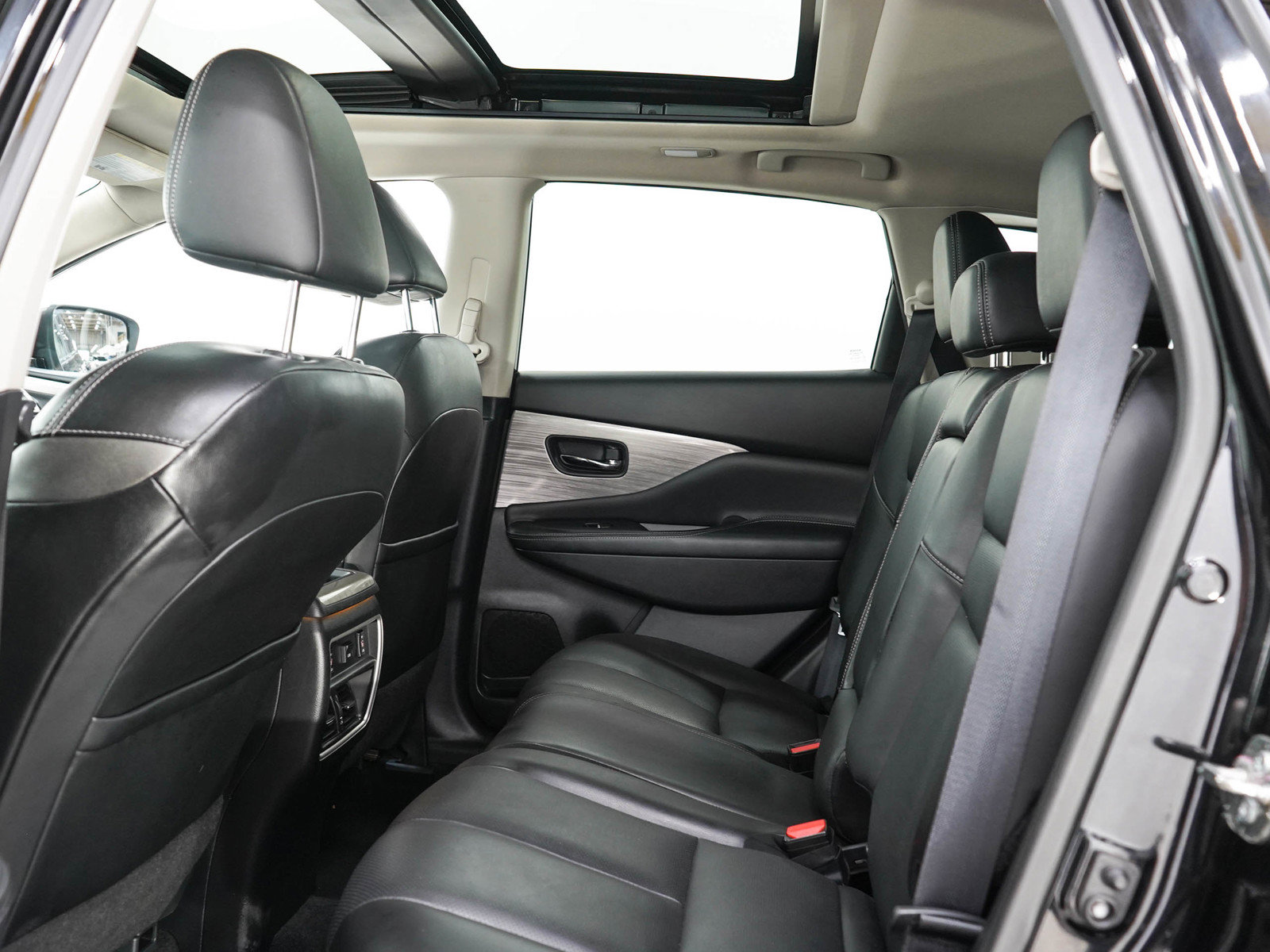 Used 2018 Nissan Murano SL w/ Moonroof Package AWD/4WD image 15