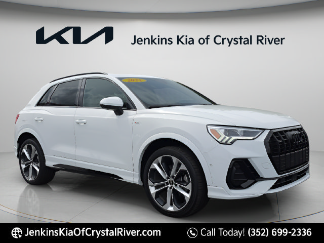 Used 2021 Audi Q3 2.0T Premium Plus w/ Premium Plus Package AWD/4WD image 2