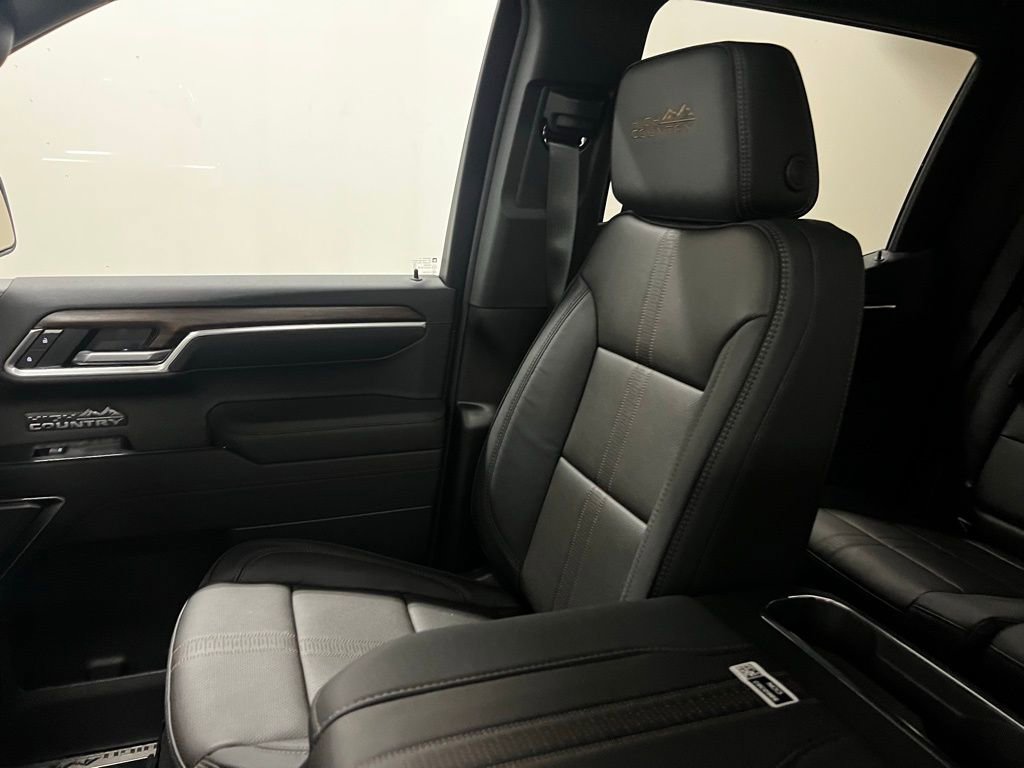 New 2026 Chevrolet Silverado 1500 High Country w/ Technology Package image 30