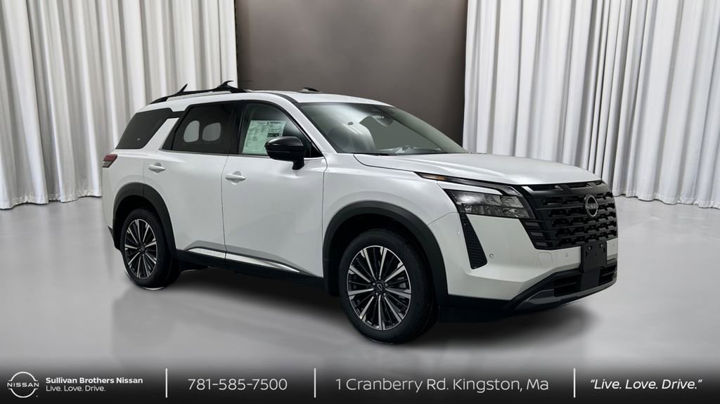 New 2026 Nissan Pathfinder Platinum w/ Accent Package image 3