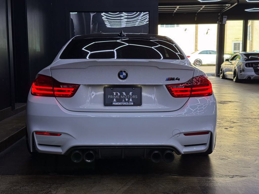 Used 2017 BMW M4 Coupe RWD image 8