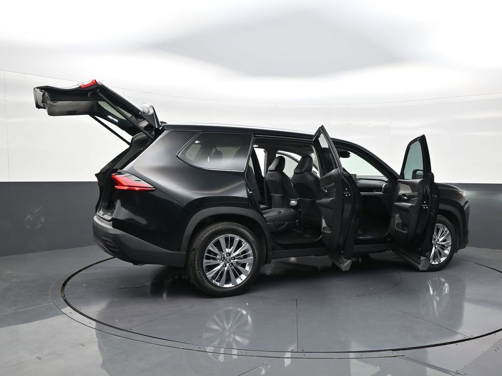 Used 2026 Toyota Grand Highlander AWD image 33