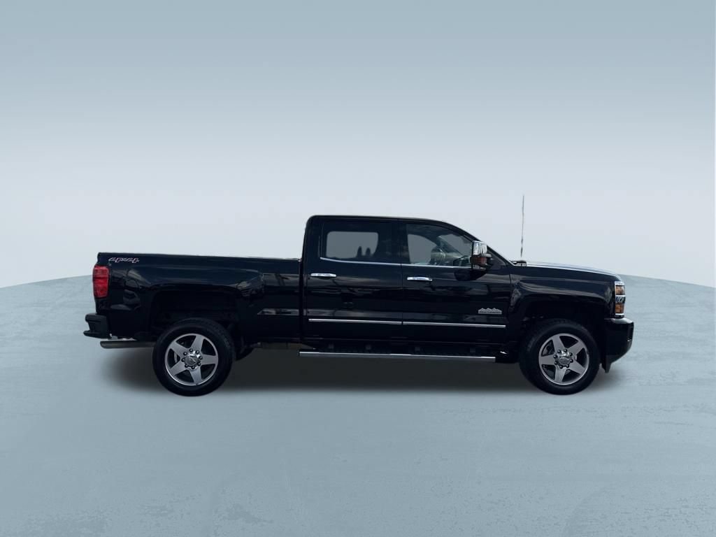 Used 2017 Chevrolet Silverado 2500 High Country AWD/4WD image 9