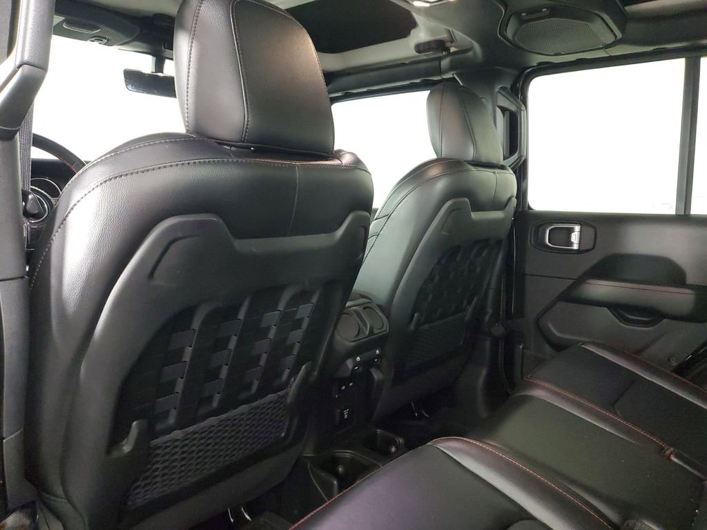 Used 2023 Jeep Gladiator Rubicon w/ Cold Weather Group image 32