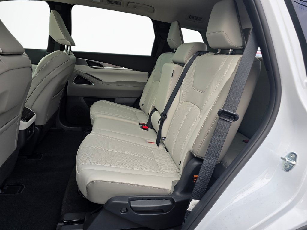 New 2027 INFINITI QX60 Luxe w/ Cargo Package AWD/4WD image 20