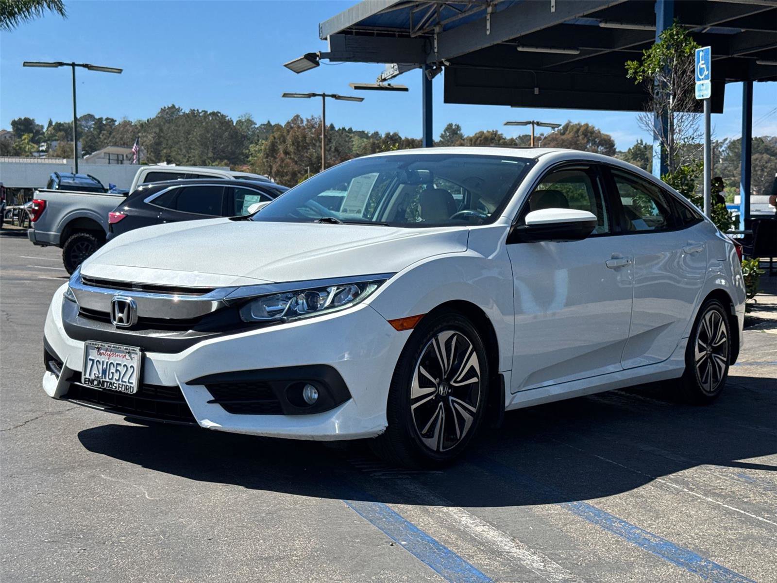 Used 2016 Honda Civic EX-L image 4