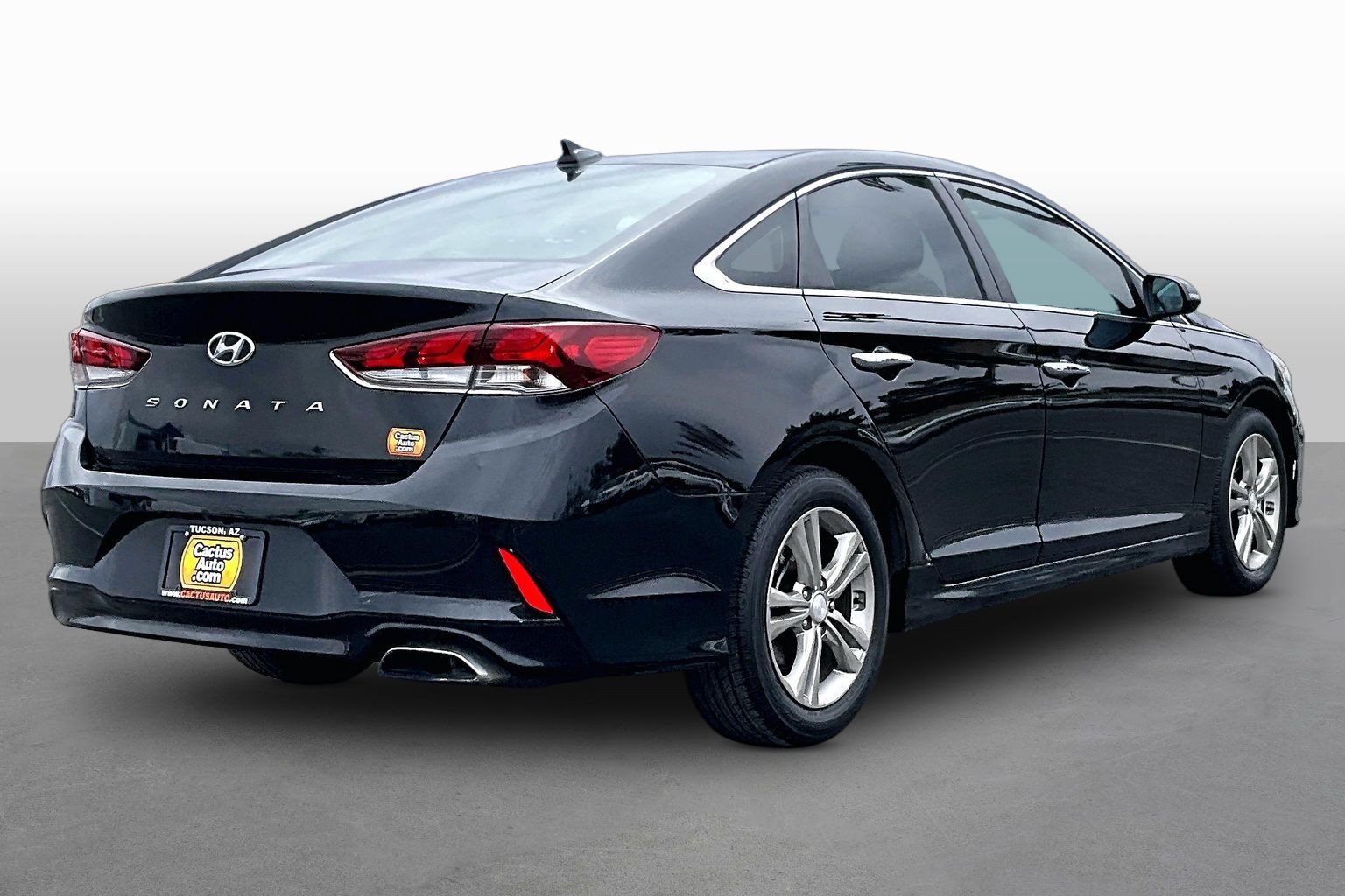 Used 2019 Hyundai Sonata SEL FWD image 2