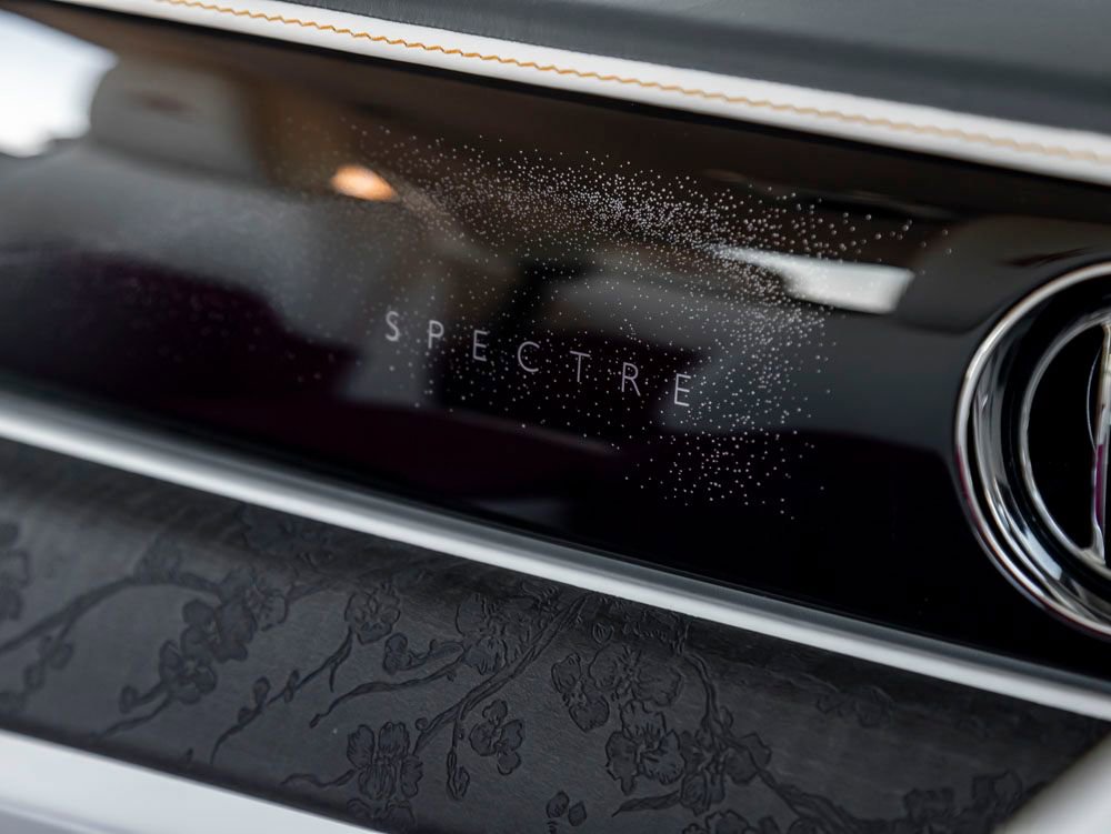 Used 2026 Rolls-Royce Spectre AWD/4WD image 26