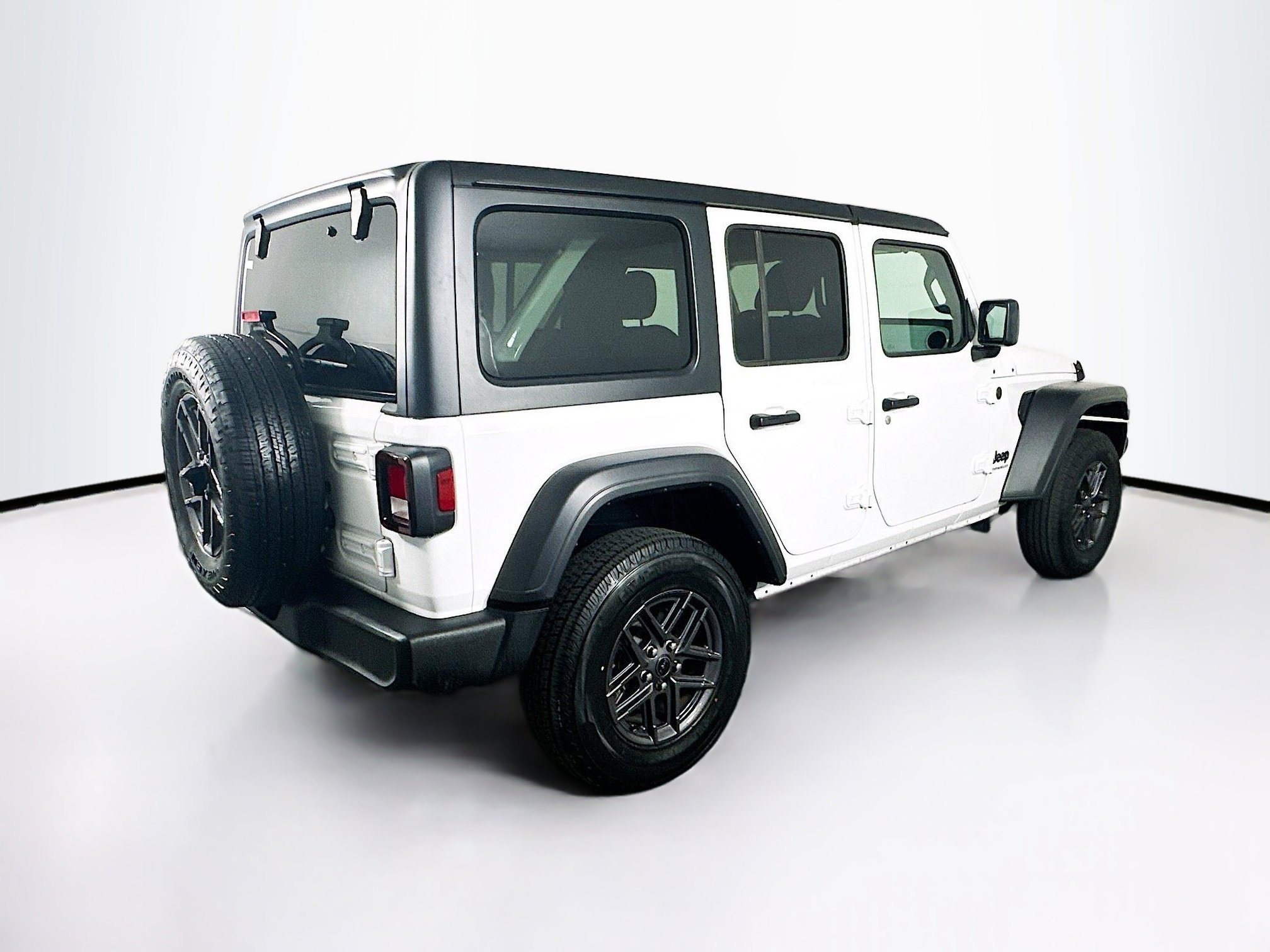 Used 2025 Jeep Wrangler Sport S AWD/4WD image 9