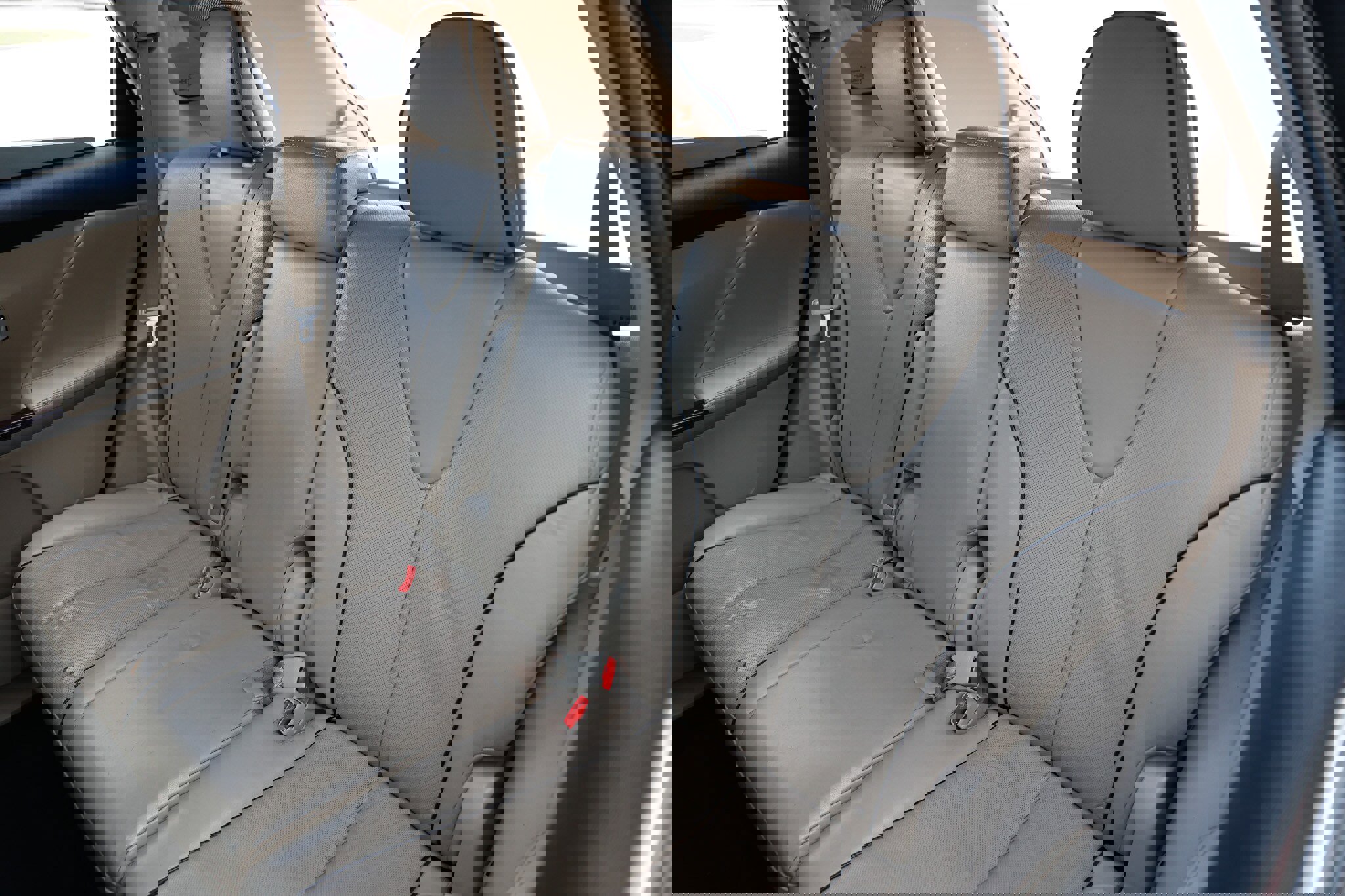 Used 2015 Toyota Venza XLE w/ XLE Premium Package image 11