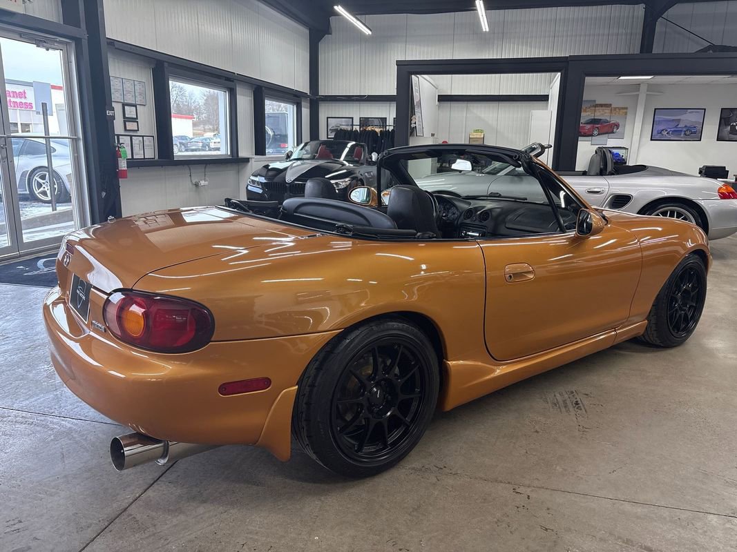 Used 2000 MAZDA MX-5 Miata image 14