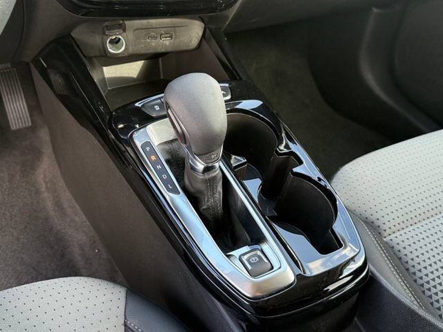 Used 2025 Chevrolet Trax LT FWD image 22