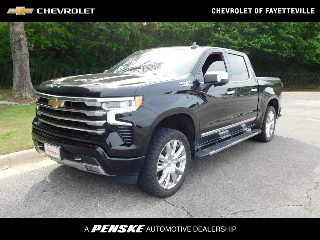 Used 2023 Chevrolet Silverado 1500 High Country w/ Technology Package AWD/4WD image 1