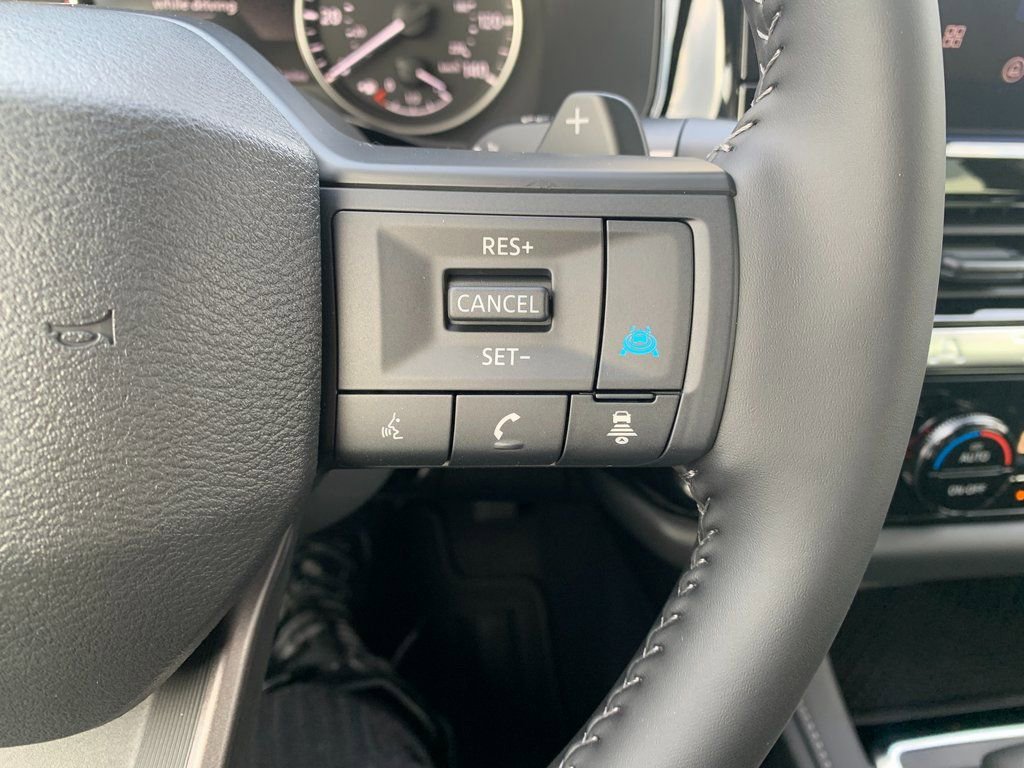 New 2026 Nissan Pathfinder SV image 11