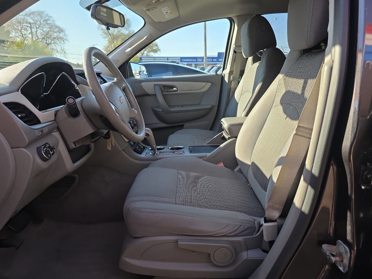 Used 2016 Chevrolet Traverse LS image 9