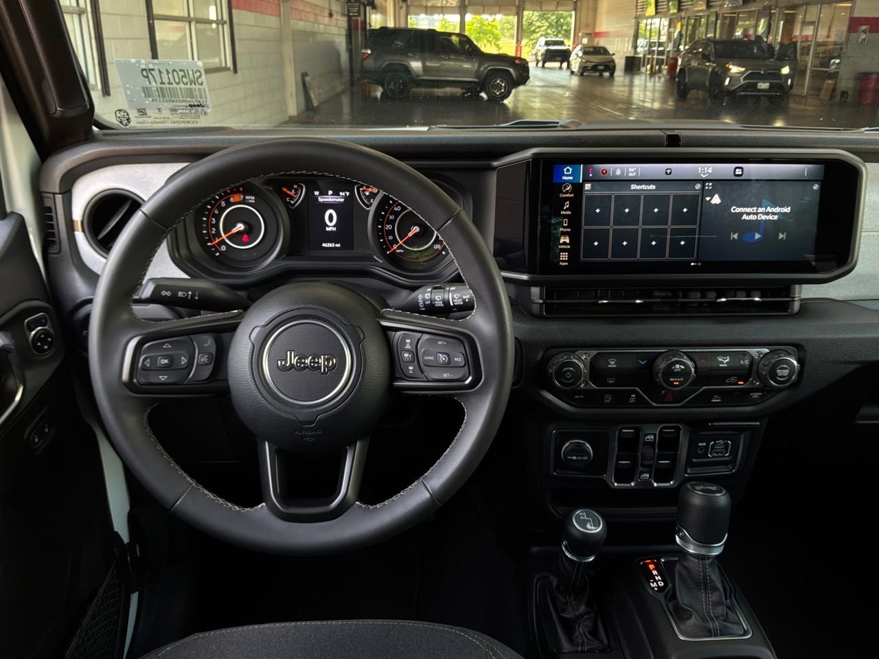 Used 2025 Jeep Wrangler Unlimited Sport AWD/4WD image 13