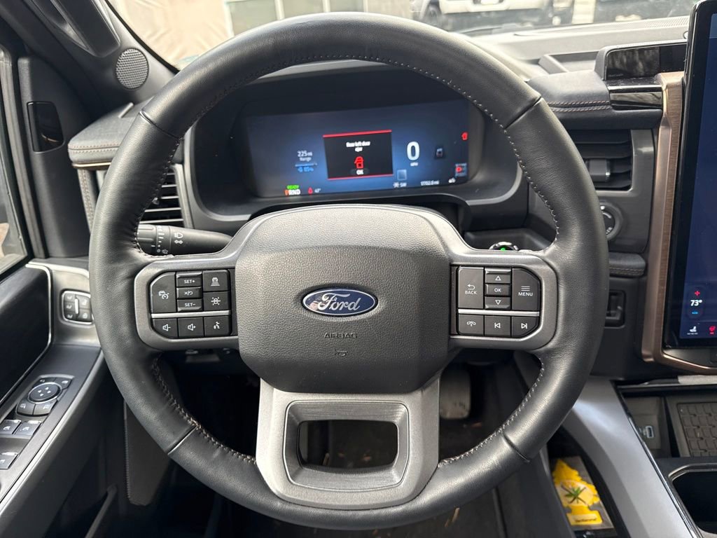 Used 2024 Ford F150 Lightning Lariat image 18