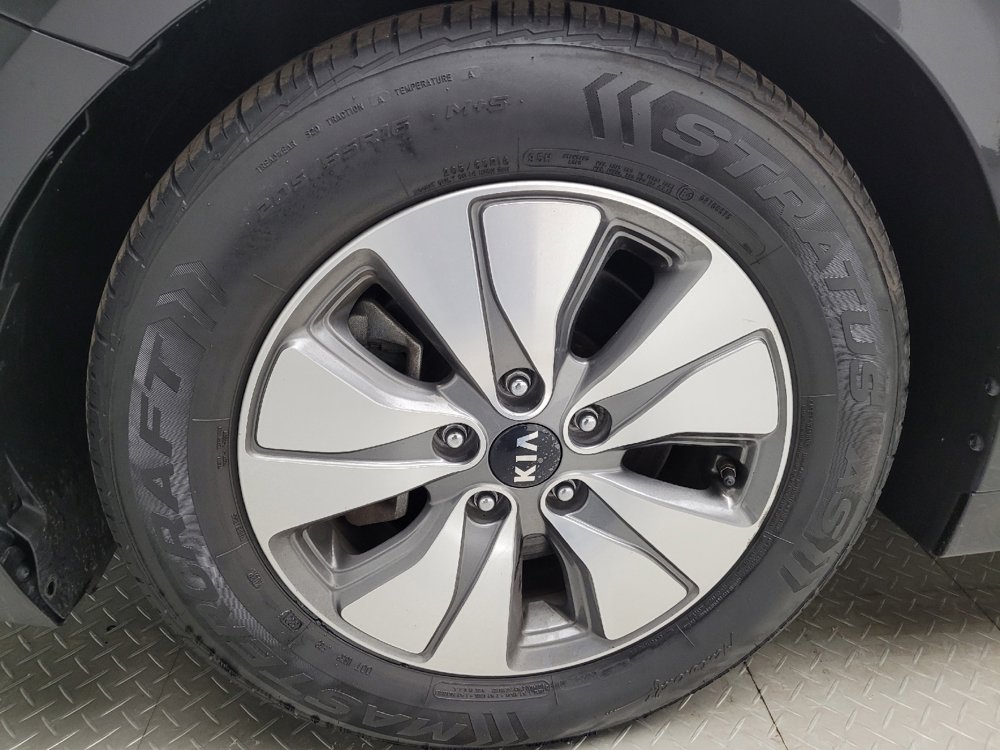 Used 2017 Kia Optima Premium w/ Hybrid Convenience Package FWD image 31