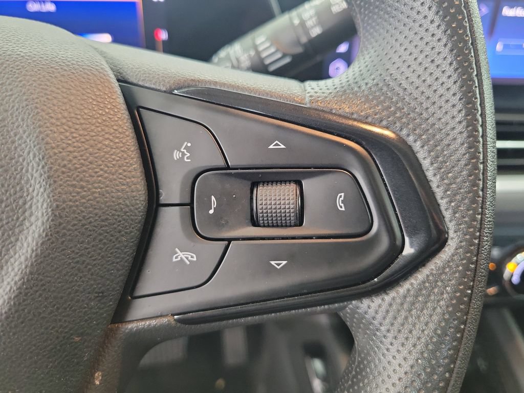 Used 2024 Chevrolet TrailBlazer LS w/ LS Confidence Package FWD image 23