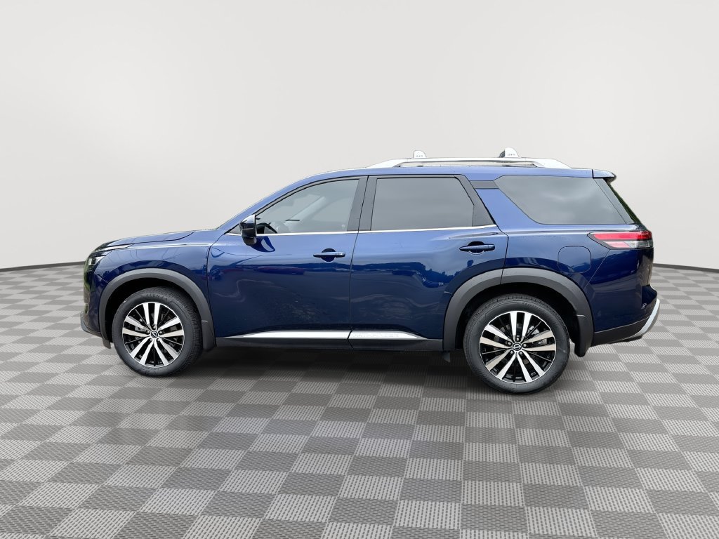 Certified 2024 Nissan Pathfinder Platinum AWD/4WD image 8