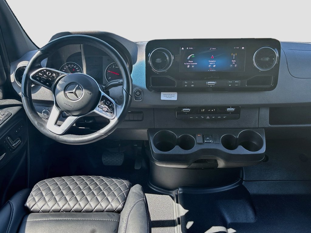 Used 2023 Mercedes-Benz Sprinter 3500 image 19