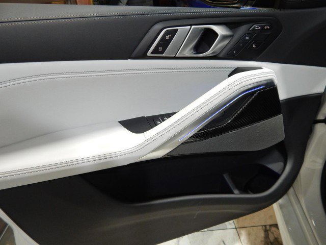 Used 2026 BMW X6 M60i image 12