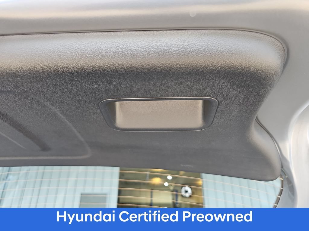 Certified 2023 Hyundai Venue SEL FWD image 13