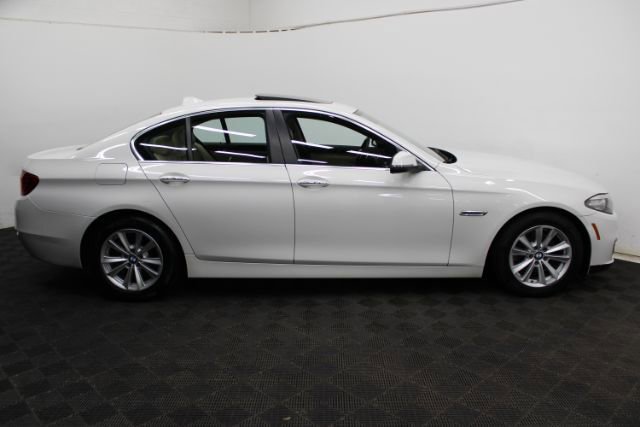 Used 2016 BMW 528i xDrive Sedan AWD/4WD image 4