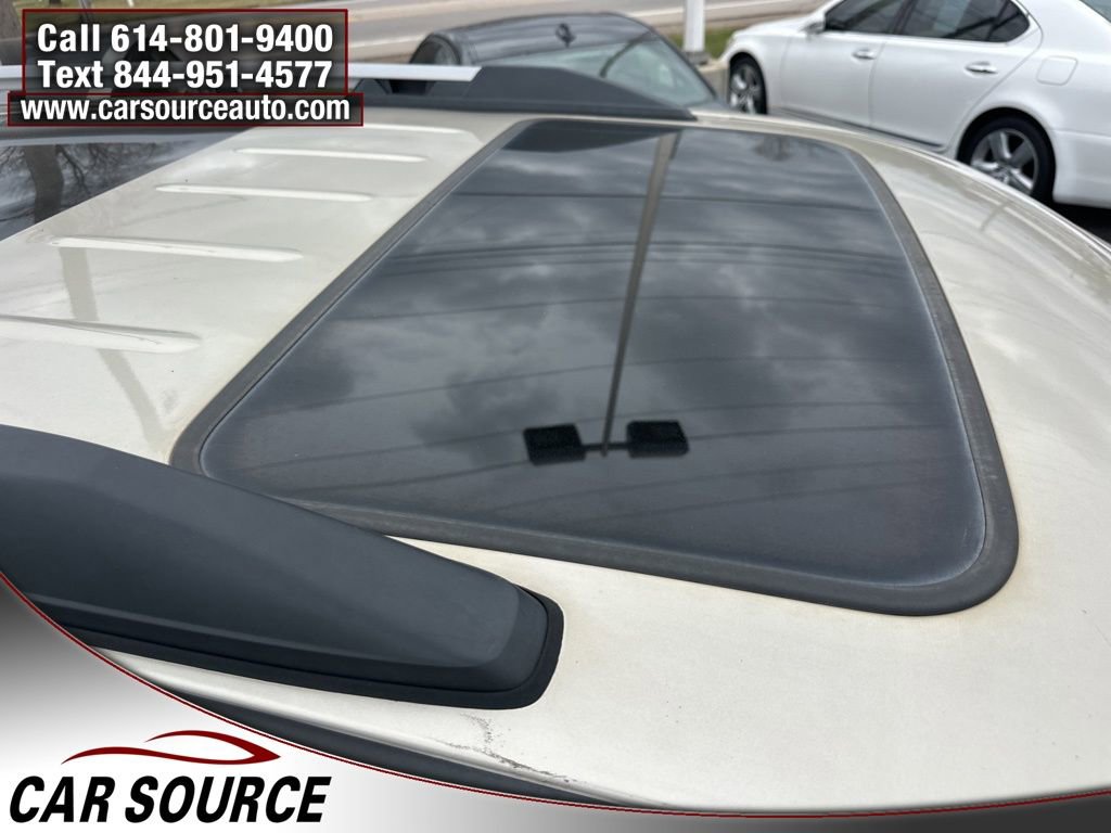 Used 2016 GMC Acadia SLT w/ Open Road Package image 11