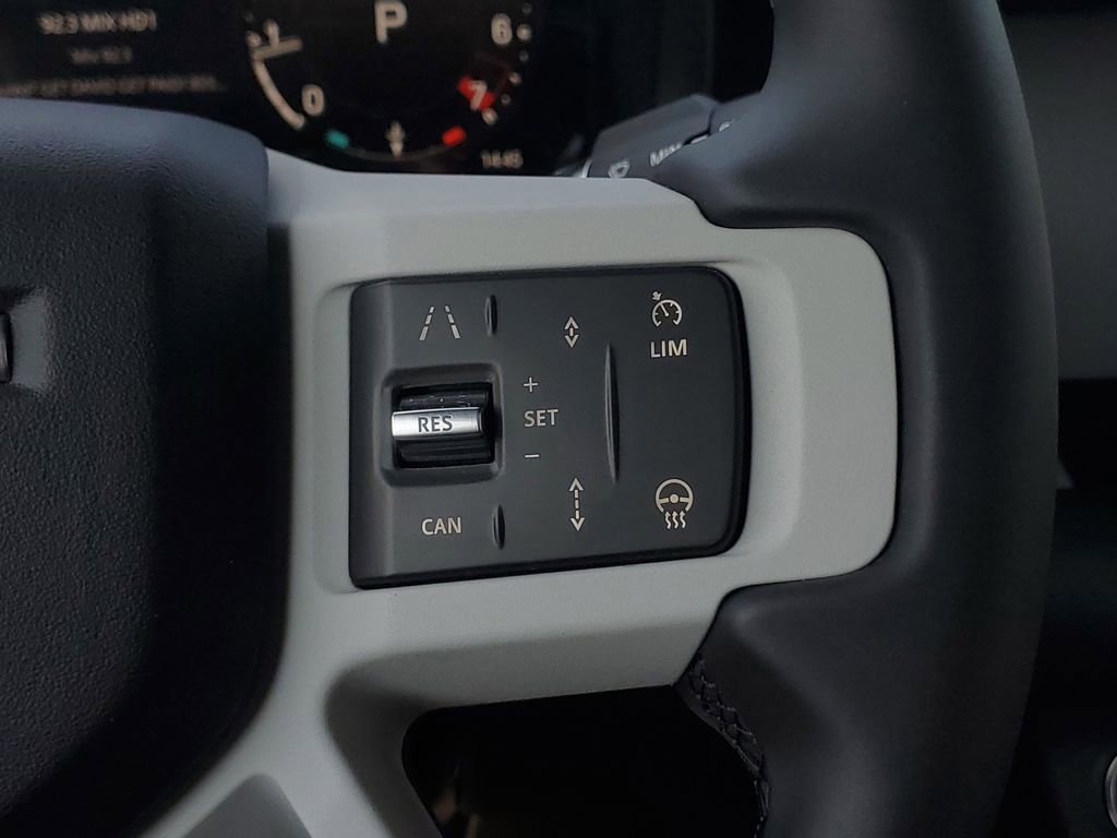 Certified 2025 Land Rover Defender 90 S image 20