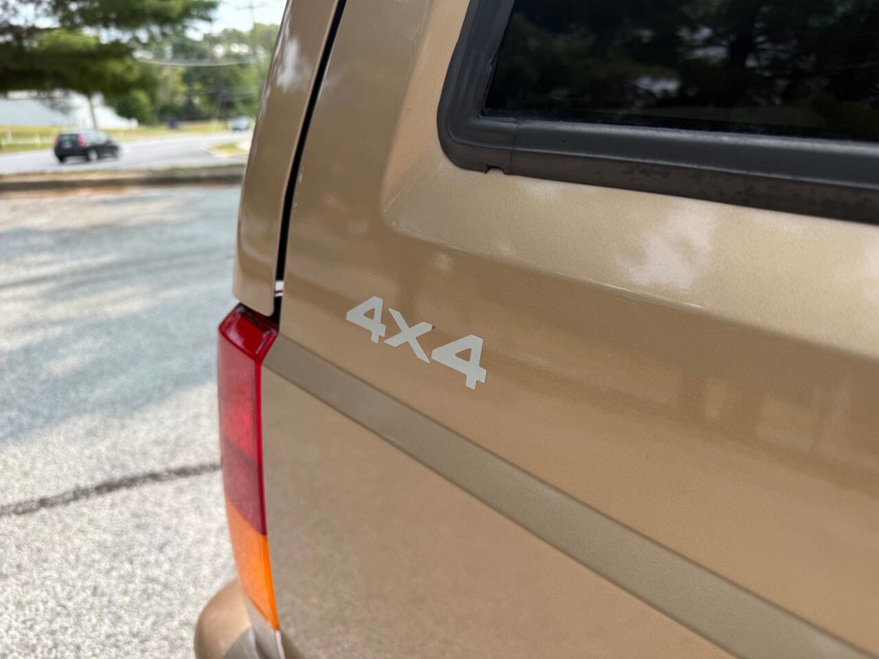 Used 1999 Jeep Cherokee Classic image 36