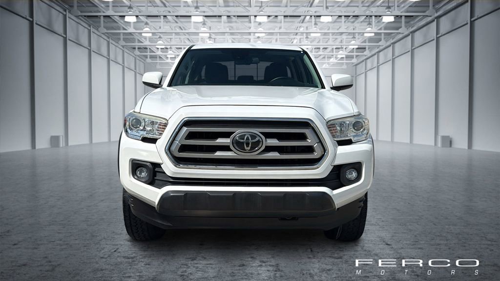 Used 2021 Toyota Tacoma SR5 w/ Trail Edition image 8