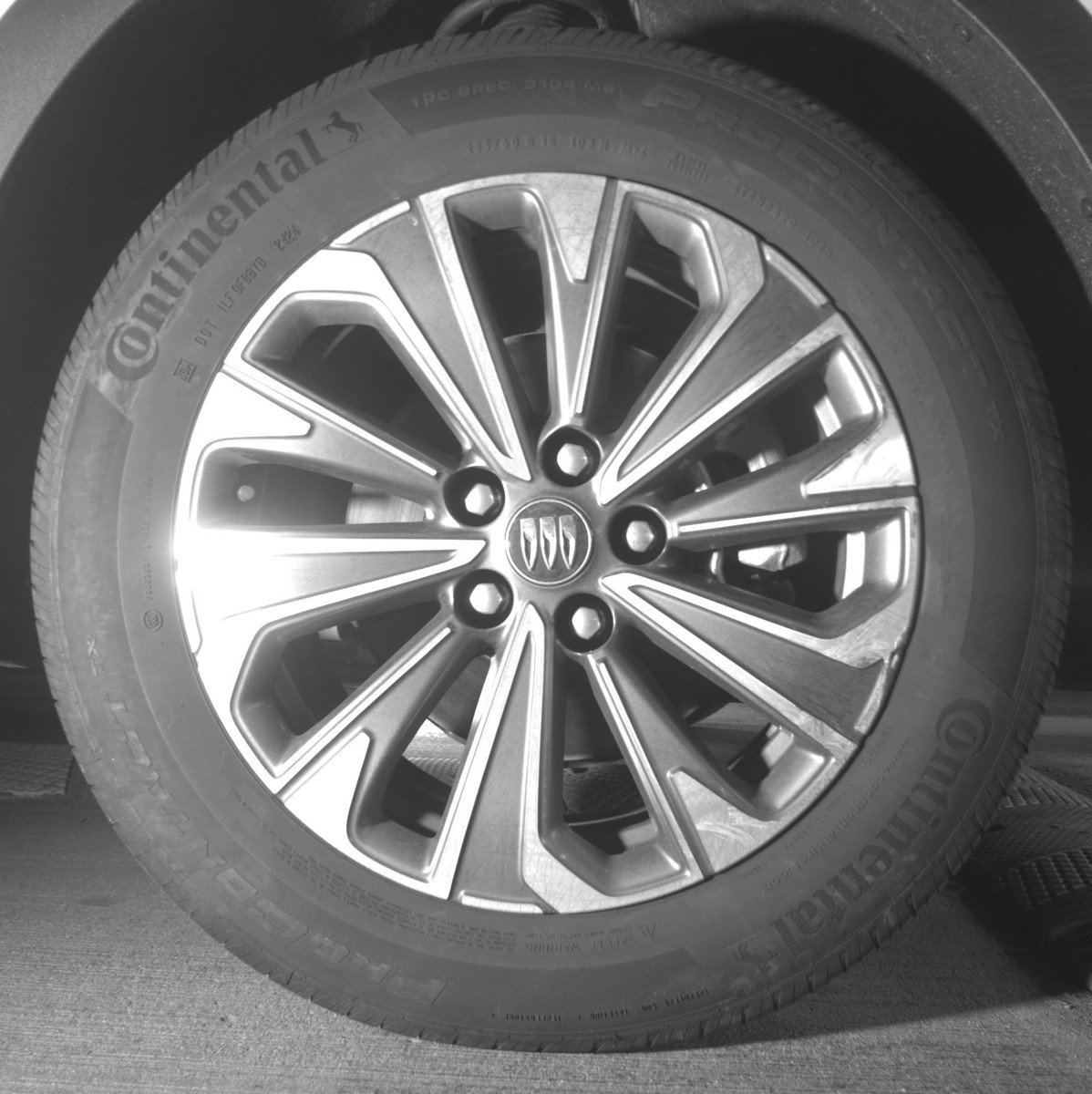 Used 2024 Buick Envision Preferred AWD/4WD image 13