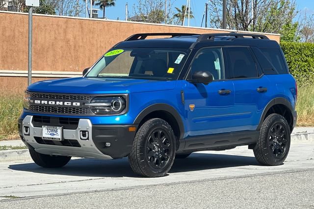Used 2025 Ford Bronco Sport Badlands image 8