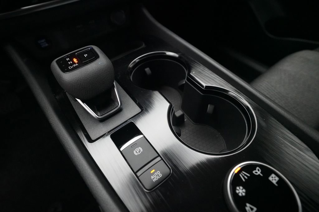 Certified 2026 Nissan Rogue SV image 17