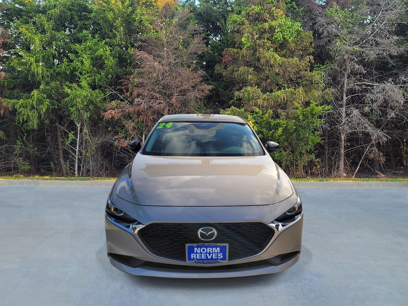Used 2024 MAZDA MAZDA3 s FWD image 2