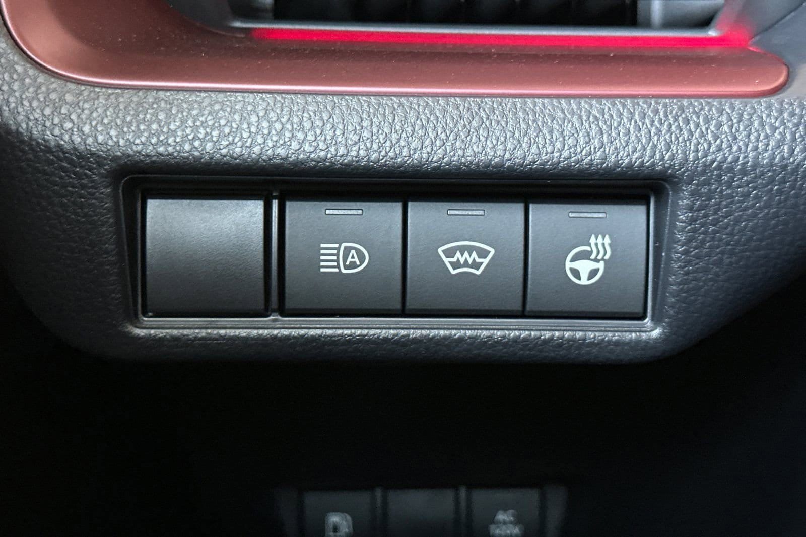 New 2026 Toyota Prius Plug-In Hybrid FWD image 30