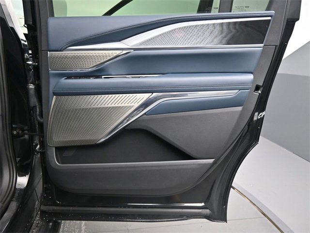 New 2025 Cadillac Escalade IQ Luxury 2 image 17