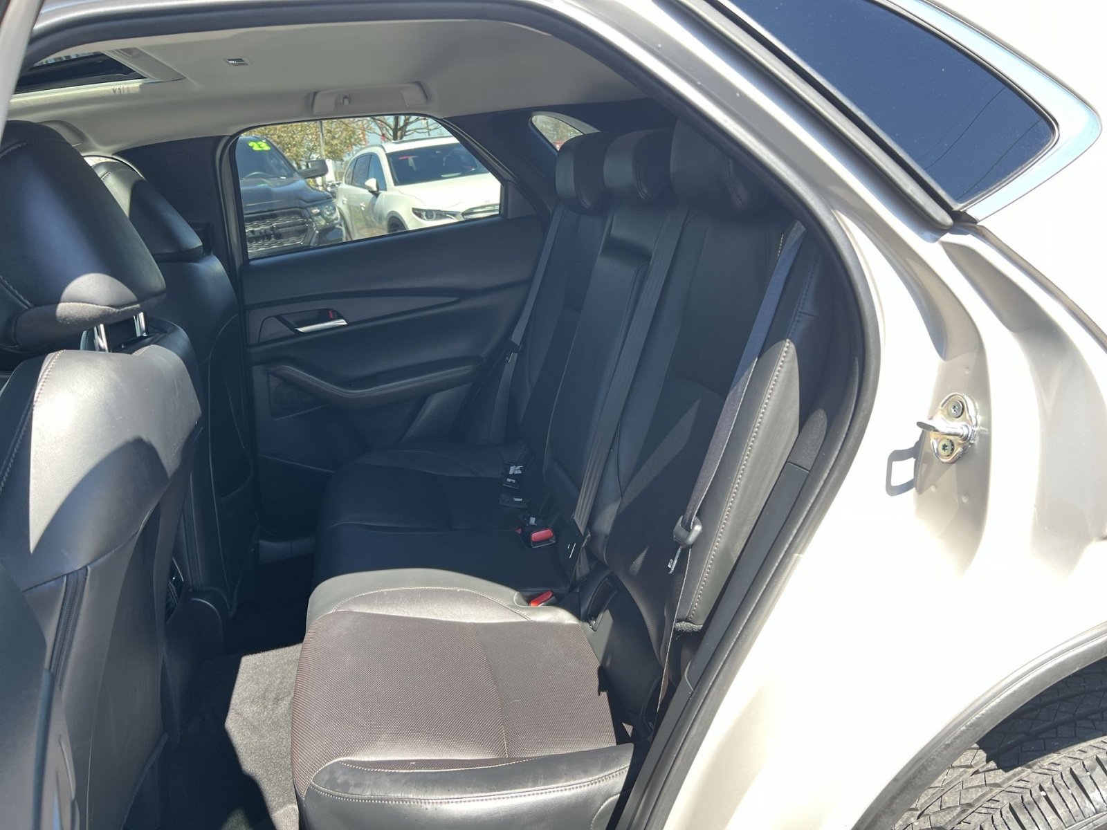 Used 2023 MAZDA CX-30 AWD 2.5 S w/ Premium Package image 24