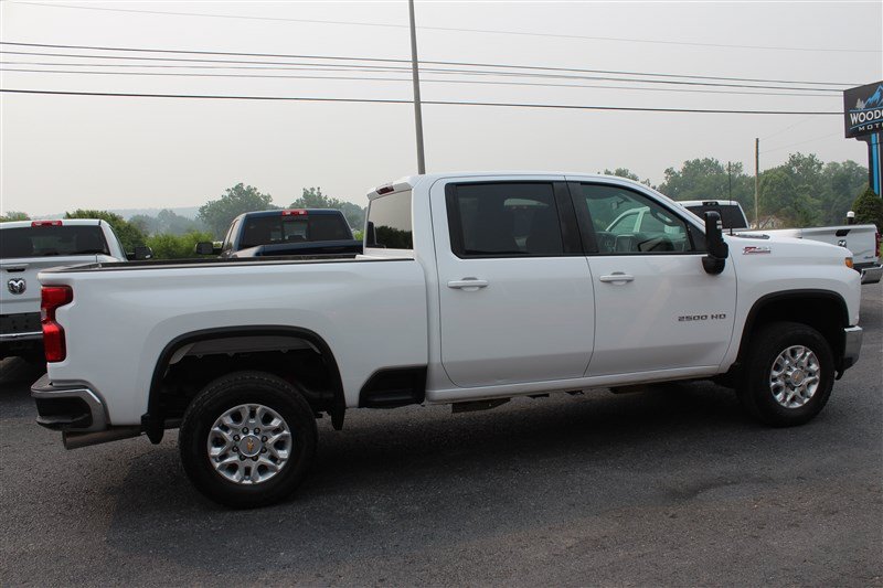 Used 2021 Chevrolet Silverado 2500 LT w/ Z71 Off-Road Package AWD/4WD image 8